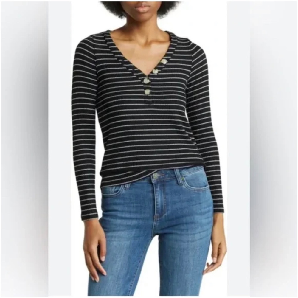 Lucky Brand Women’s Henley Navy Blue Button Up Long Sleeve Top